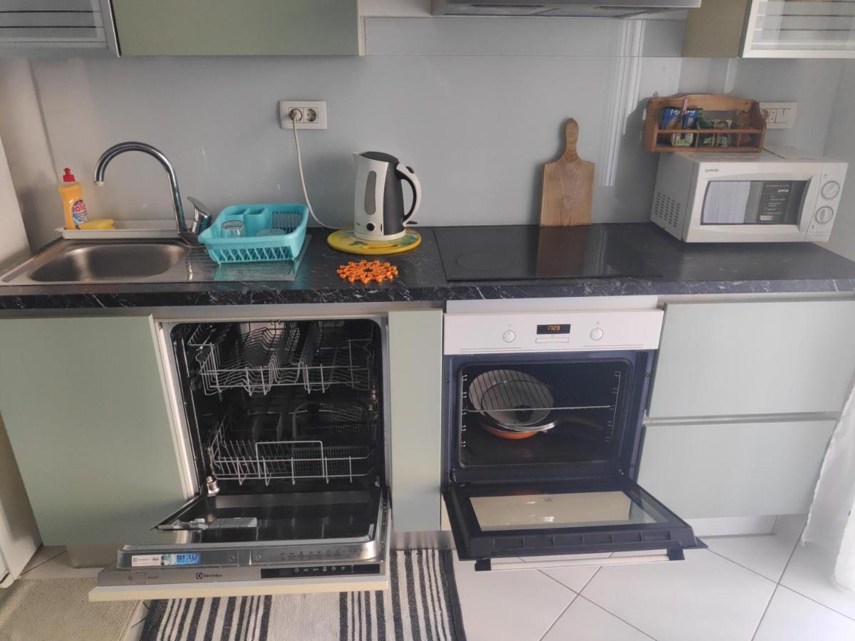 Spacious Apartment With Big Garden Near Beach Split Ngoại thất bức ảnh