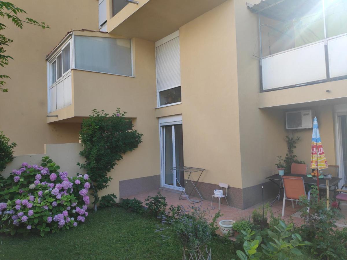 Spacious Apartment With Big Garden Near Beach Split Ngoại thất bức ảnh