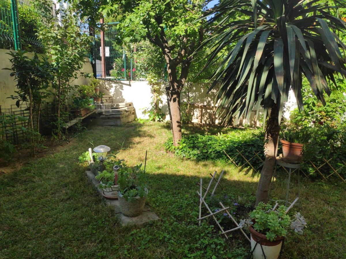 Spacious Apartment With Big Garden Near Beach Split Ngoại thất bức ảnh